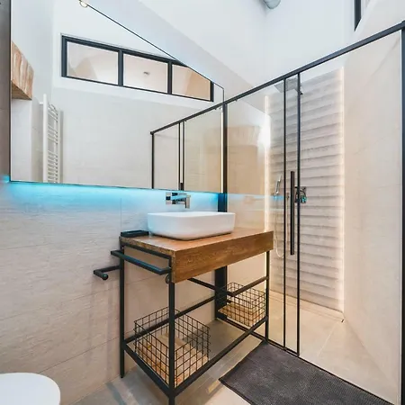 Luxury Modern Place For 4 - By Homeclick * Краков